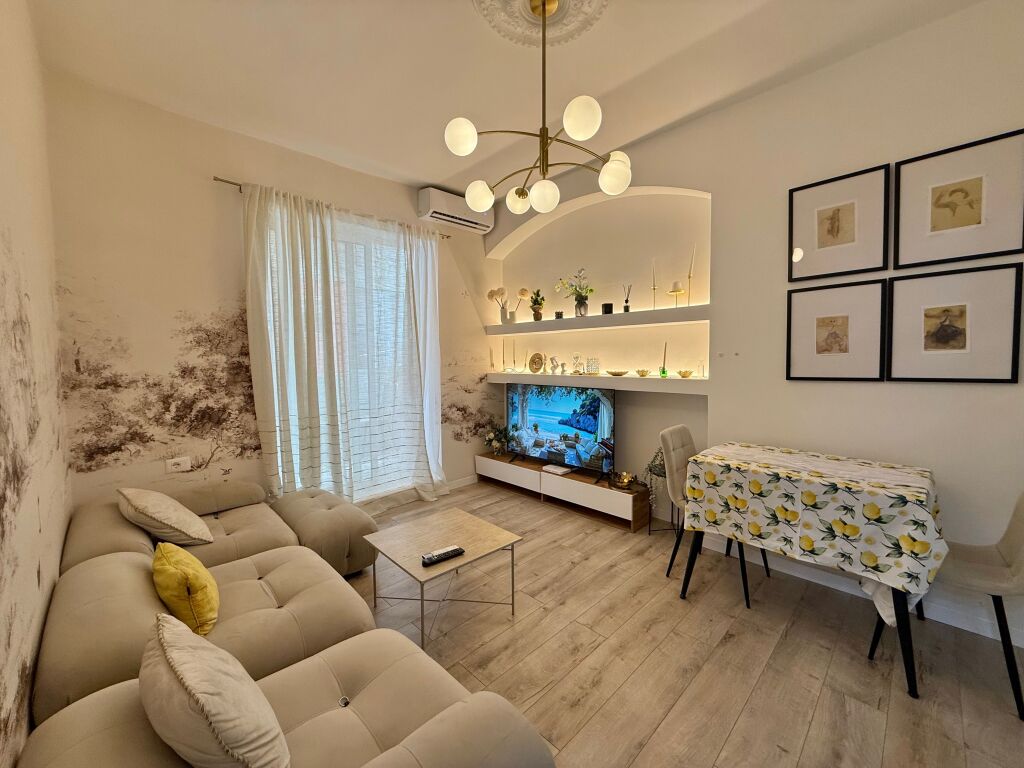 Apartment 2+1 for sale in the Ish Blloku area