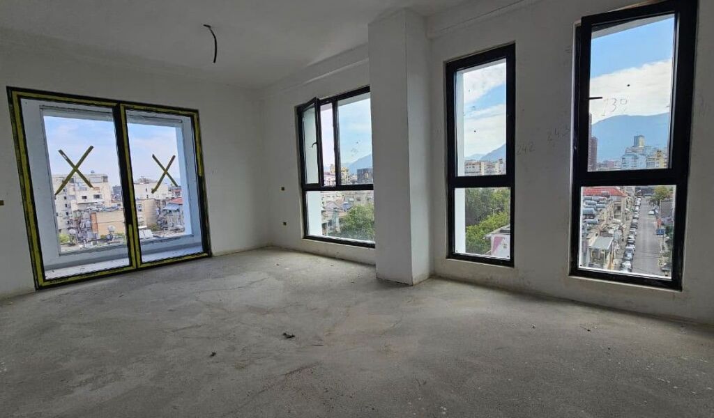 📌 APARTAMENT 2+1 NË SHITJE – SQUARE 21