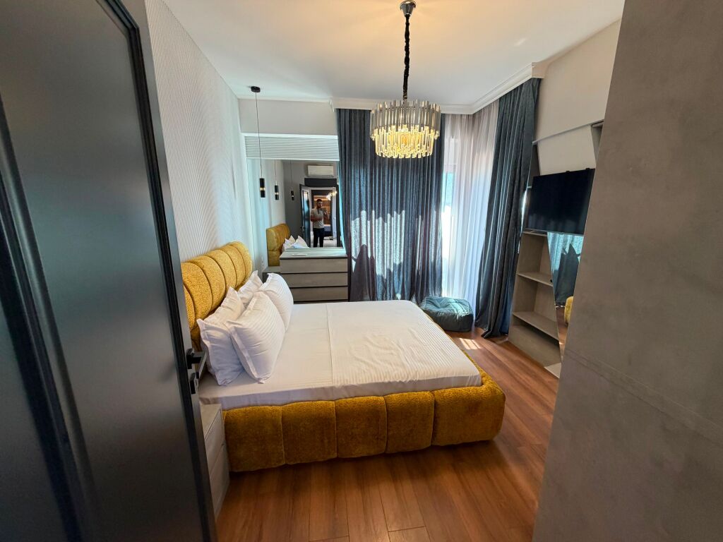 🏡 Jepet me qira super apartament 3+1+2+post parkimi, tek Garden Building, 21 Dhjetori