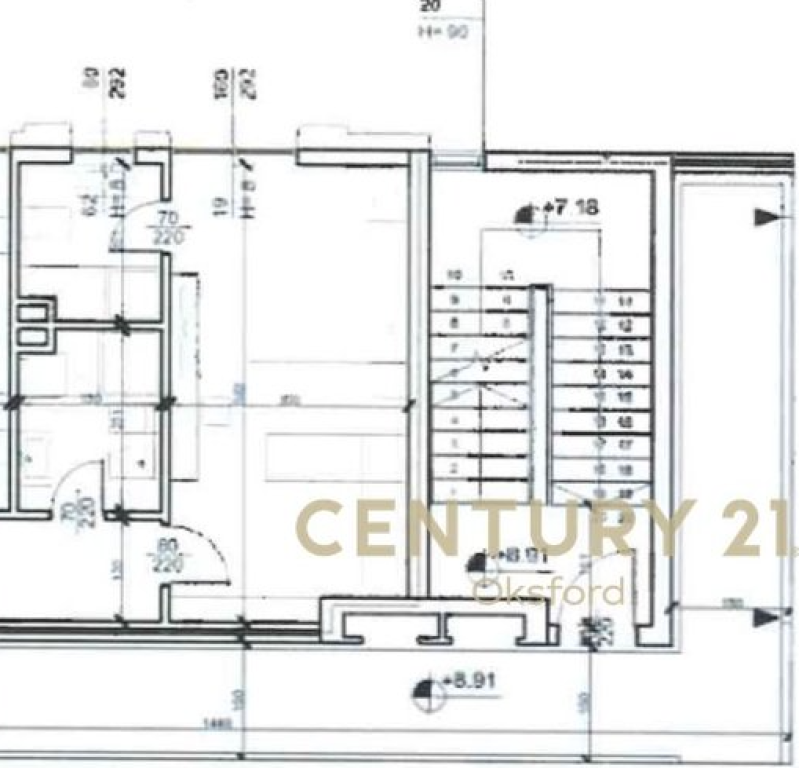 OFFICE SPACE FOR RENT, BEHIND THE SQUARE 21 COMPLEX, ON "KAVAJES STREET"!