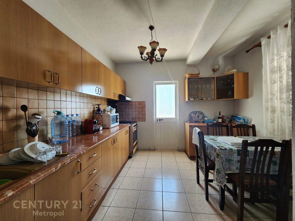Apartment 2+1+2 for sale near the New Maternity Hospital!