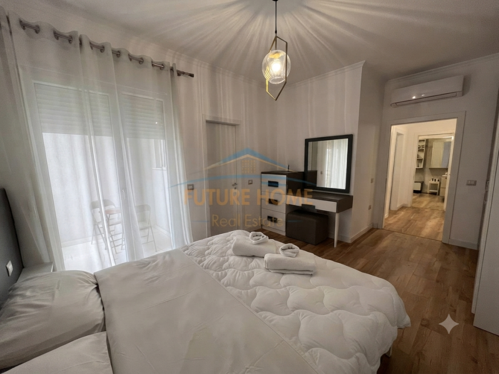 Affitto, Appartamento 2+1+2, Via Qemal Stafa, Tirana.