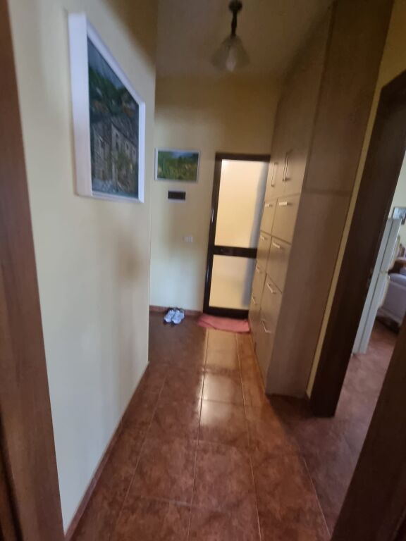 Me QIRA Apartament ne Laprake