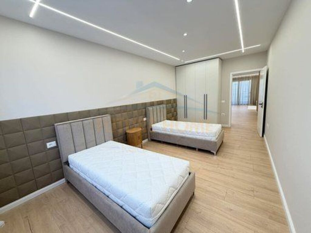 For sale, Apartment 2+1+2, Yzberisht