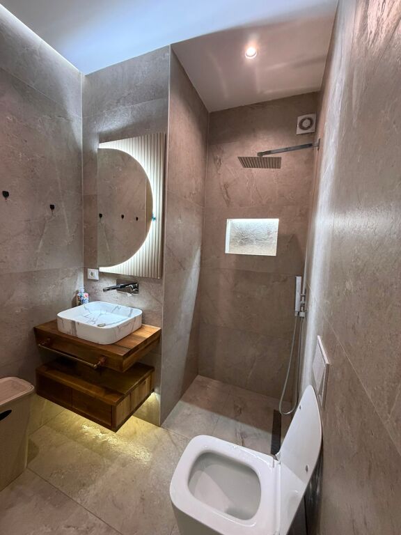 Jepet me qira apartament 1+1+Post parkimi tek Rezidenza Erli