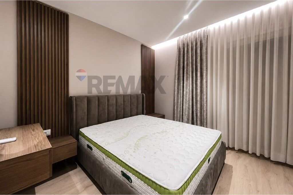 Apartment 3+1 for Rent Red School