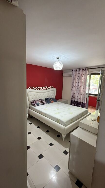 🏡 Jepet me Qira Apartament 2+1 – Kryqëzimi i 21 Dhjetorit
