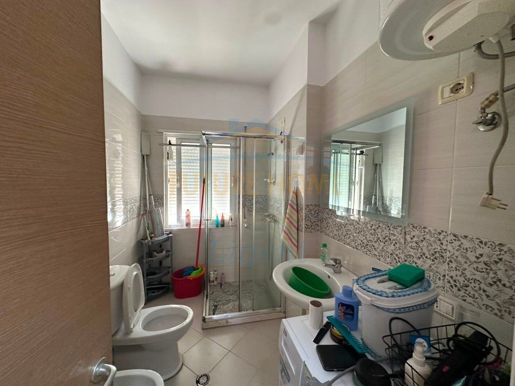 For sale, Apartment 2+1+Veranda, Fresku, Tirana.