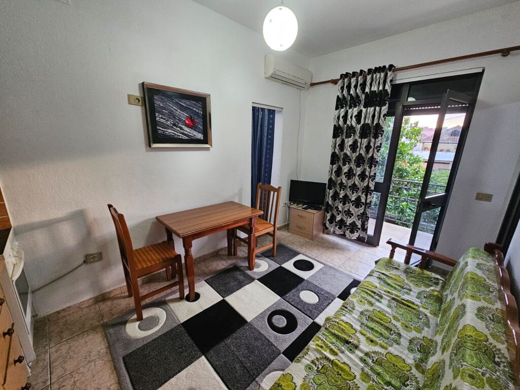 APARTMENT 1+1. 28000 LEKE. FORMER ELECTRIC MARKET