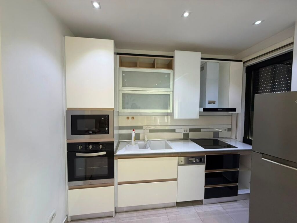 🏡 Appartamento 1+1 in affitto  📍 Vicino a Casa Italia💶 Prezzo: 450 €/mese