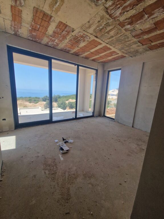 VILLA WITH SWIMMING POOL FOR SALE IN DRIMADHE