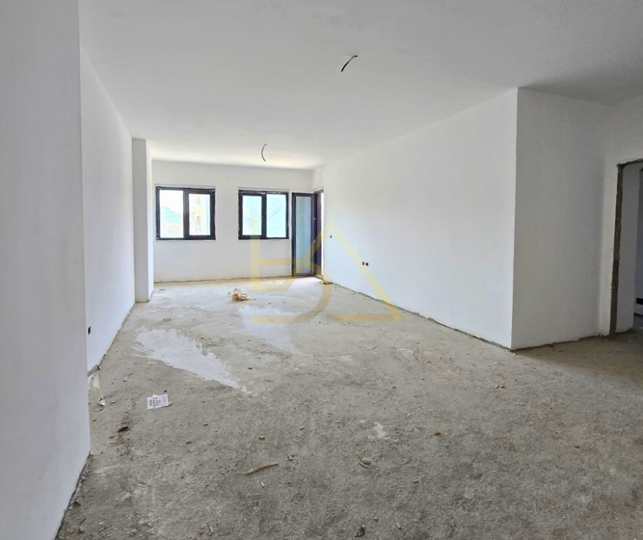 Apartament 3+1+2 për Shitje – Corner Residence, Bulevardi Gjergj Fishta, Tiranë