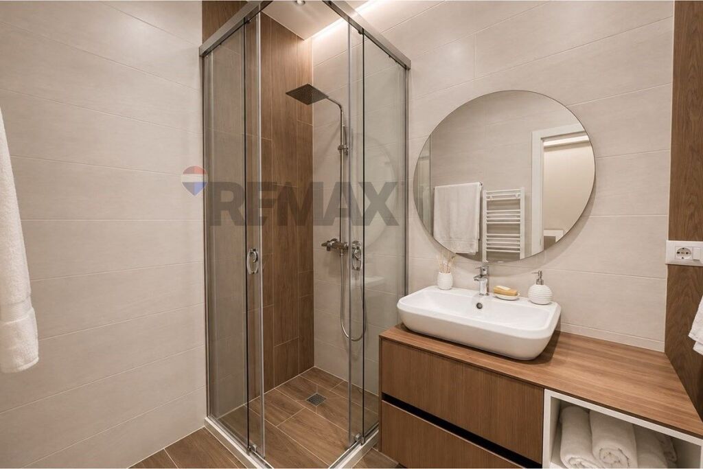 Apartment 3+1 for Rent Red School
