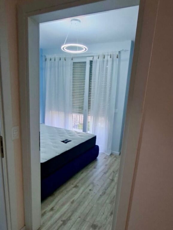 🏡 QERA Apartament 1+1 Me Parking 📍 Prane Xhamise Se Tabakeve 🛣️ Rruga “Shyqyri Ishmi” ✨