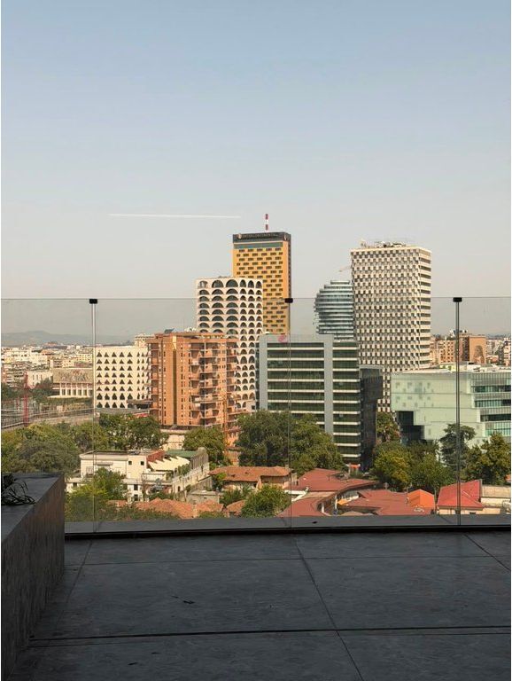 Ufficio arredato in vendita in centro città!!