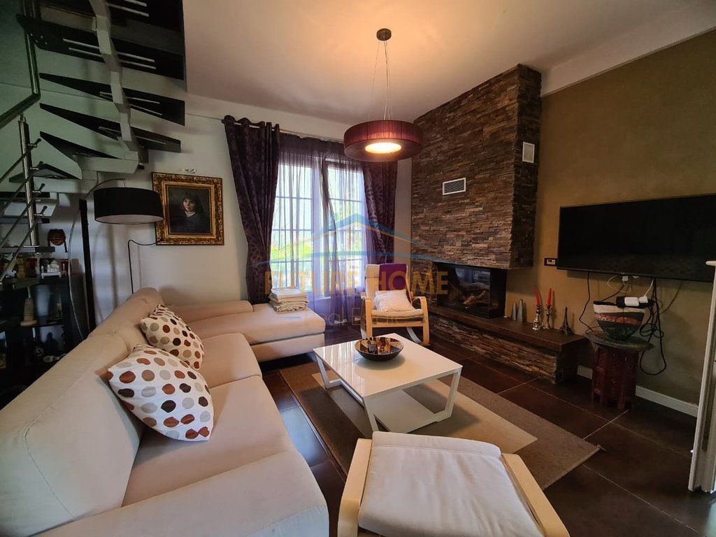Rent,Villa at Lura 1 Gjiri i Lalzit!