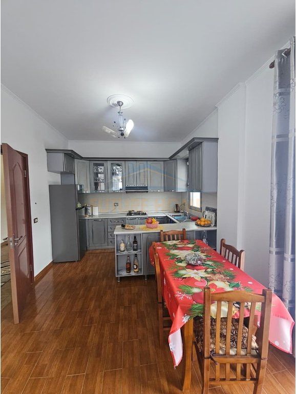 Rent, Private House 3+1+2+Parking, Spitalle, Durres
