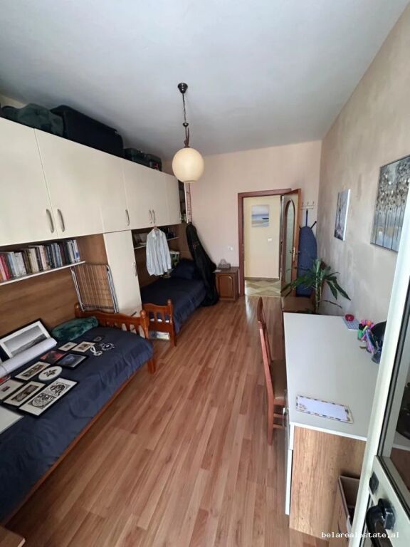 Apartament me qera 2+1 tek Harry Fultz (ID B2201107) Tirane