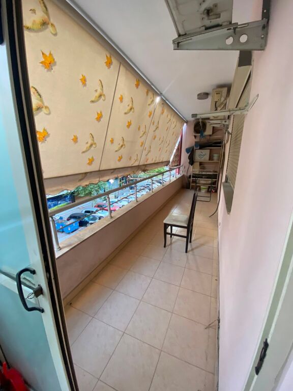 🔥 SUPER OFERTË NË ASTIR – PRANË BAR ARTISTIT! 🔥  🏡 Shitet apartament 2+1 me hipotekë, në një nga zonat më të kërkuara të Astirit.  ✅ Kati 2 banim 📐 118.3 m² bruto | 110 m² neto 💶 165,000 € (i diskutueshëm)