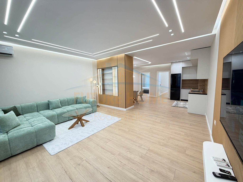 Shitet, Apartament 2+1+2, Yzberisht