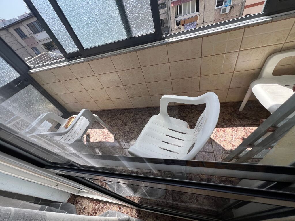 JEPET ME QERA APARTAMENT 2+1 RRUGA IRFAN TOMINI