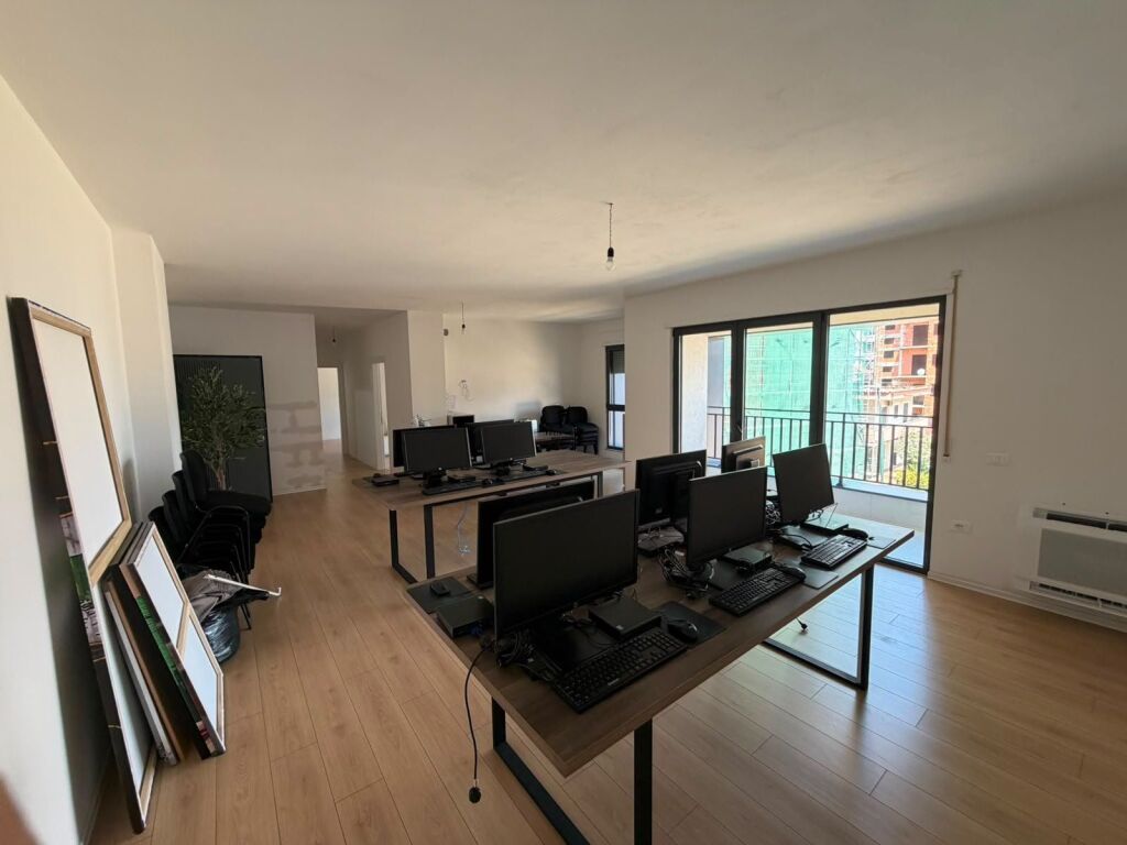 UFFICIO IN AFFITTO 122 M2 JORDAN MISJA 150.000 LEKE FH-84247