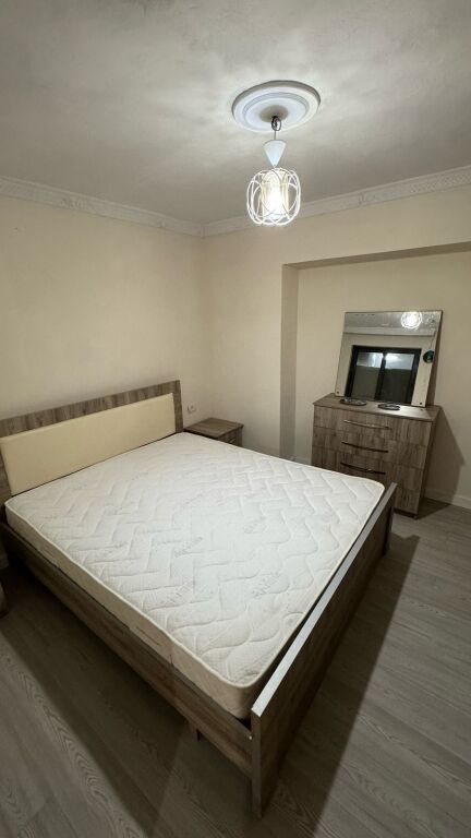 Apartment 1+1 for rent – Rr e Dibrës, near Police Station No. 4