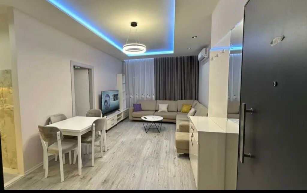 Apartment 1+1 for rent Near PAZARI I RI 600 €