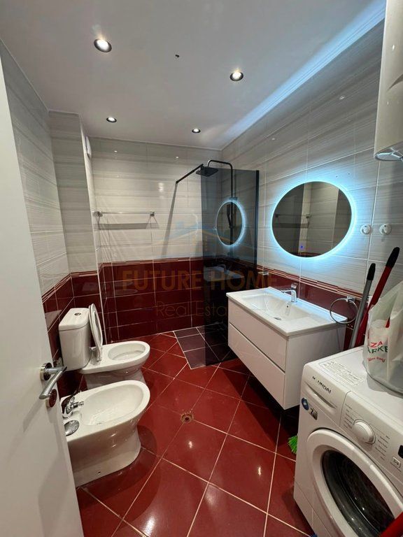 SHES APARTAMENT 1+1,UNAZA E RE,TIRANE
