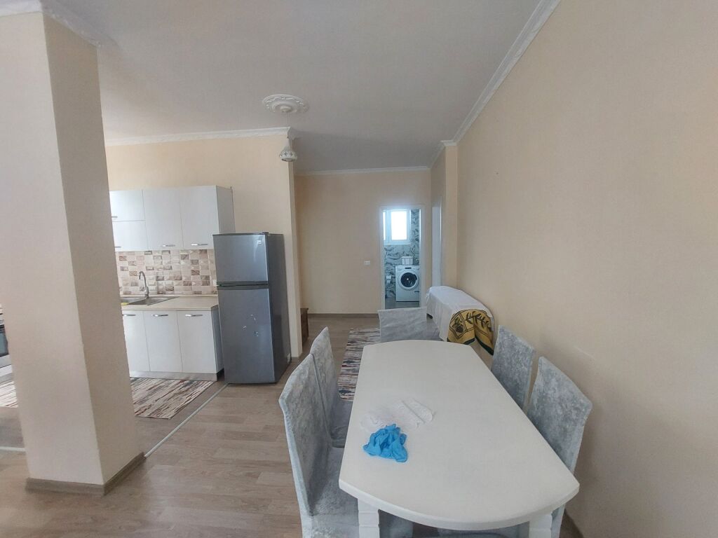 Rent | Shtëpi private 2 + 1 | Spitali Amerikan 2 | 500 €/month