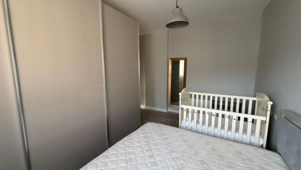 Apartament 2+1 per qira, Liqeni i Thate !