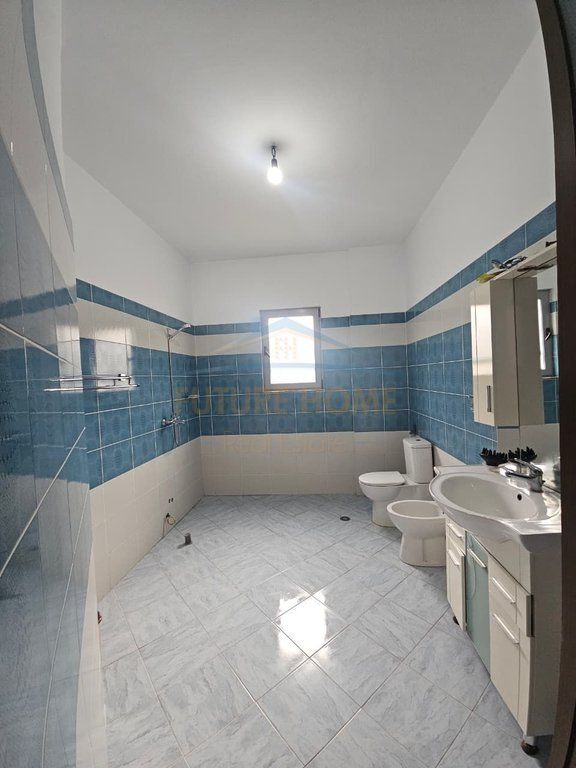 Rent, Private House 3+1+2+Parking, Spitalle, Durres
