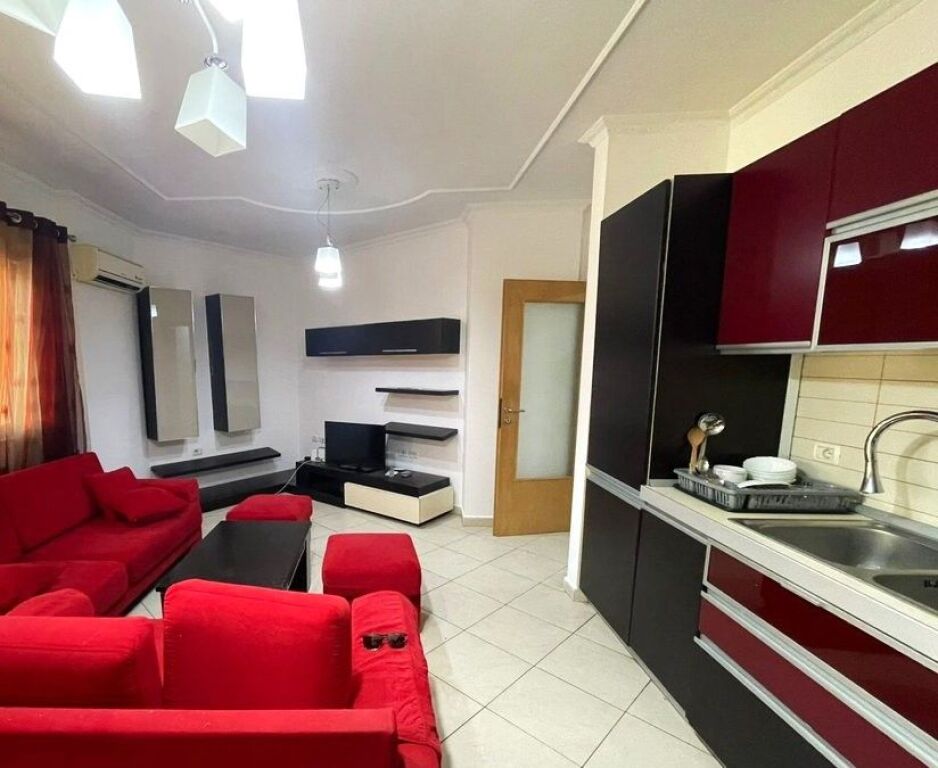 Jepet apartament 1+1 me qera, ne zonen e Ali Demit