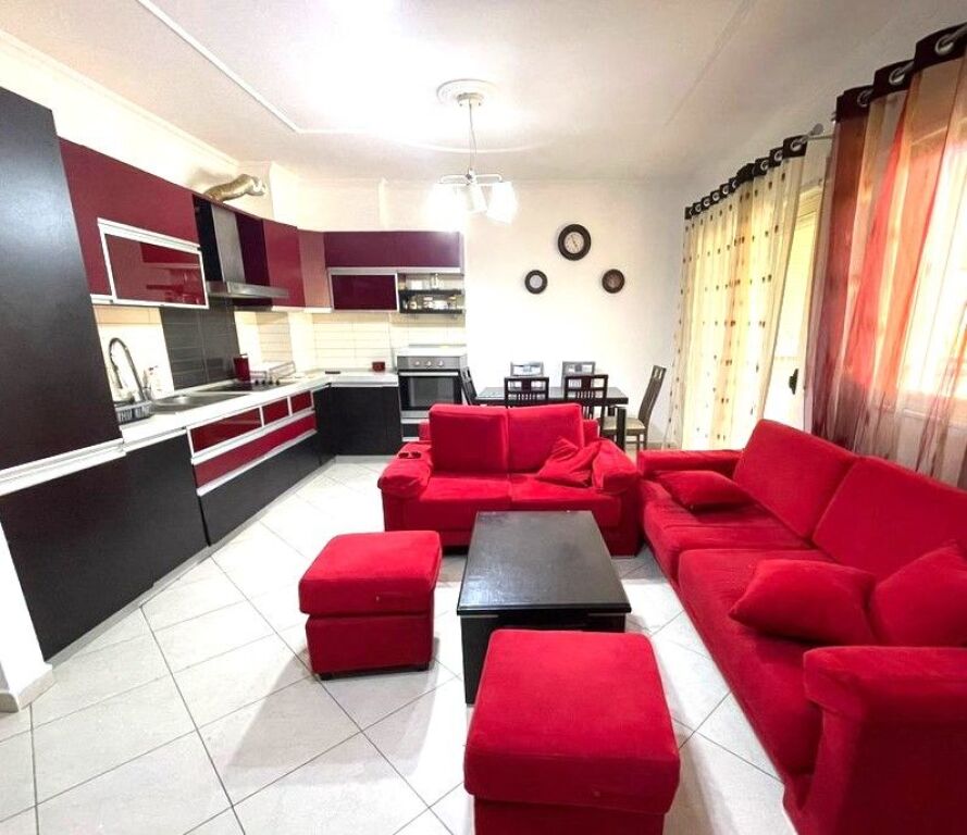 Jepet apartament 1+1 me qera, ne zonen e Ali Demit