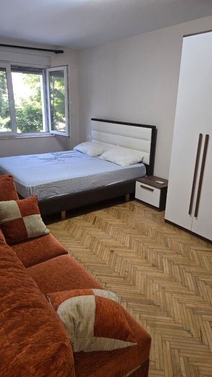 Rent | Apartament 2 + 1 | Rruga e Durrësit | 800 €/month