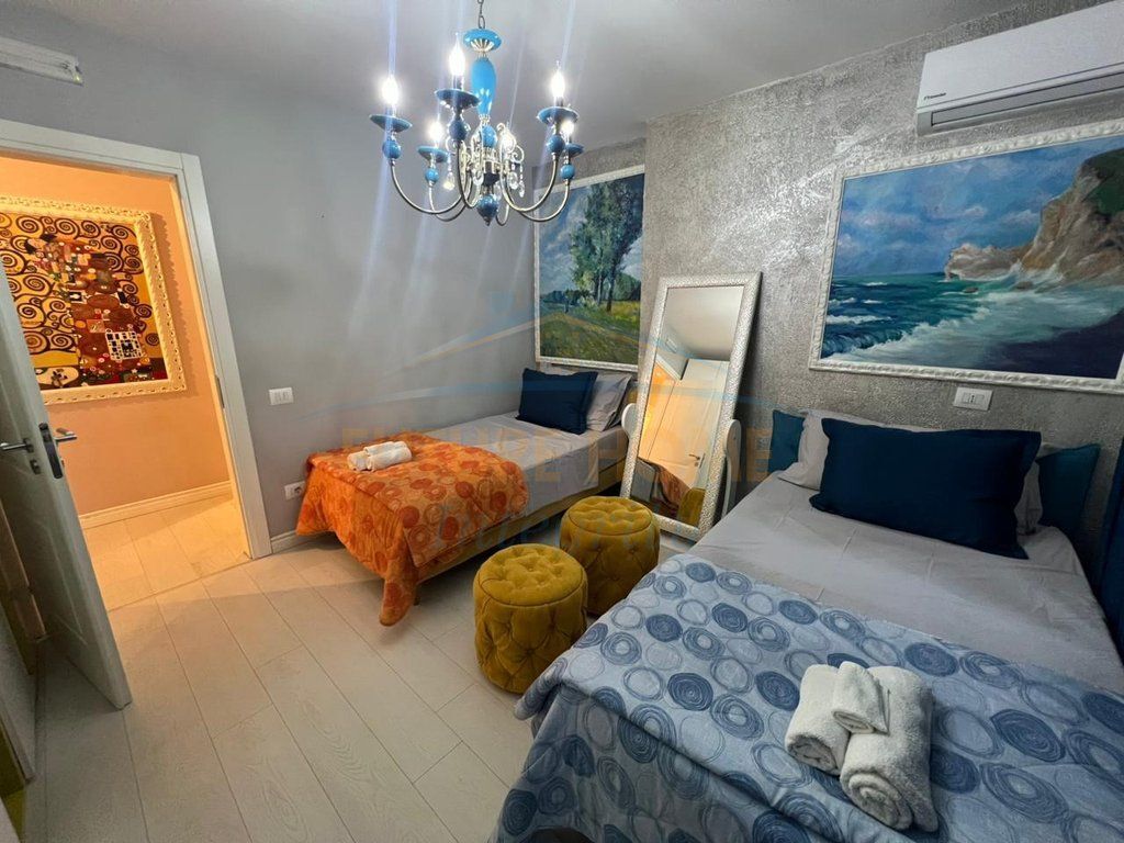 Affitto, Appartamento 2+1+2, Giardino Zoologico, Tirana. 1,070 €    100,000 Lekë