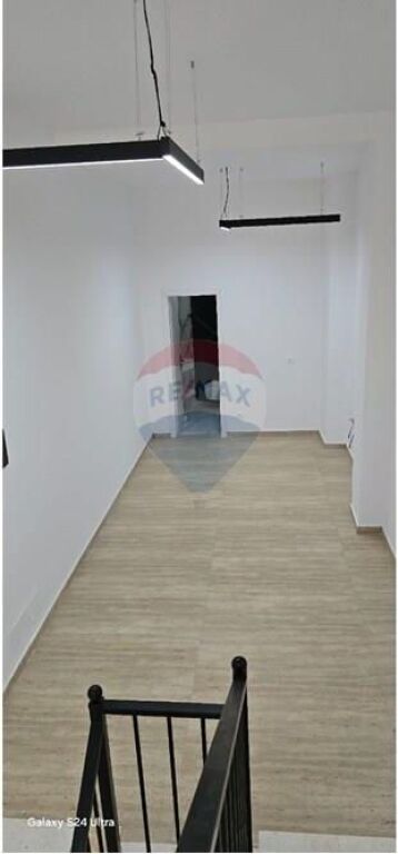 Ufficio - In Affitto/Locazione - Pazari i Ri, Tirana(ID: 530481001-1048)