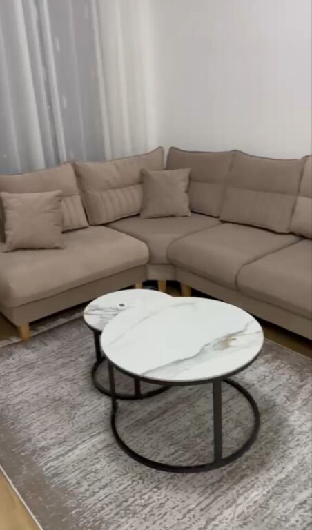 Qera | Apartament 2 + 1+ 2 | Rruga 5 Maji | 600 €/muaj