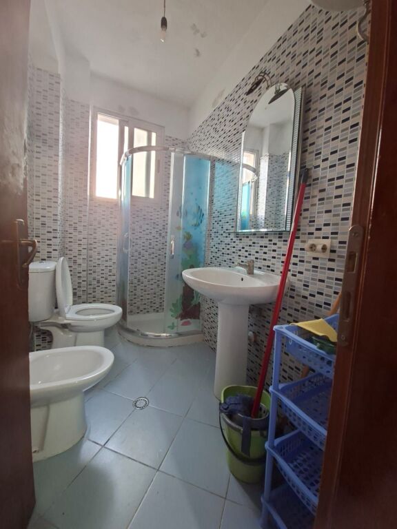 🏡 Appartamento 2+1 in affitto a lungo termine a Valona – Vicino al Porto 🌊