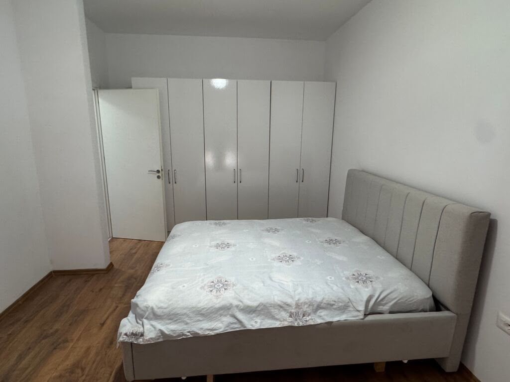 For rent 1+1 in Kamez 35,000 Leke