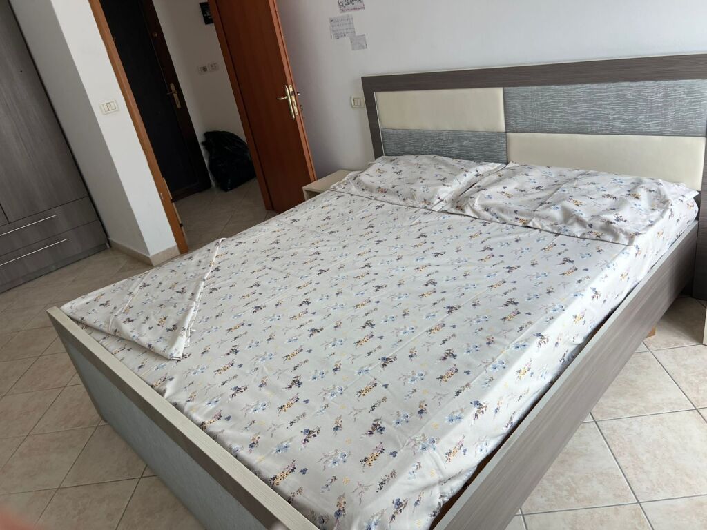 🏢Via Jordan Misja, appartamento 2+1 in affitto, arredato 65.000 Leke (trattabile)