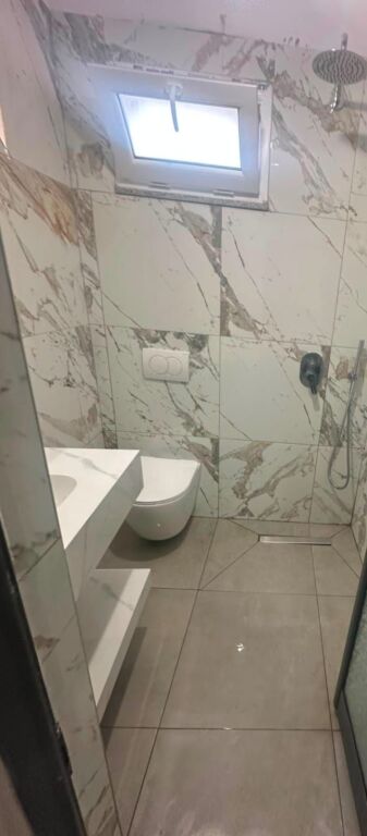 GARSIONERE 28000 LEKE.TREGU USHQIMOR,PALLATI ME SHIGJETA