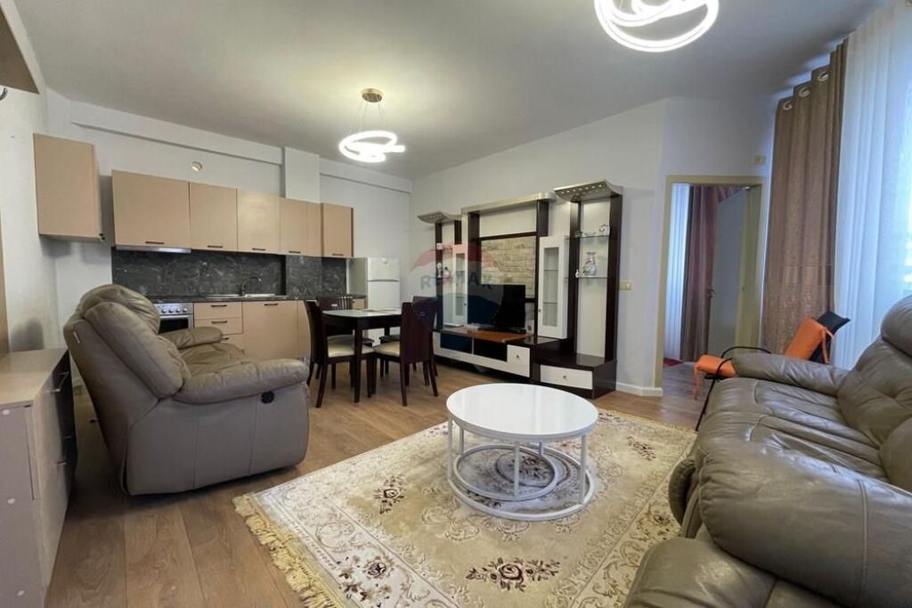 Shitet Apartament 1+1 në Fresk