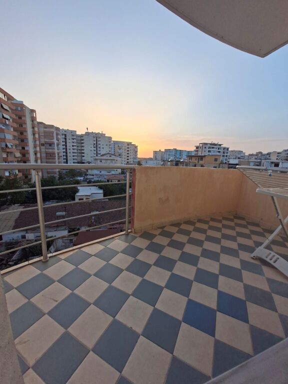 🏡 Appartamento 2+1 in affitto a lungo termine a Valona – Vicino al Porto 🌊