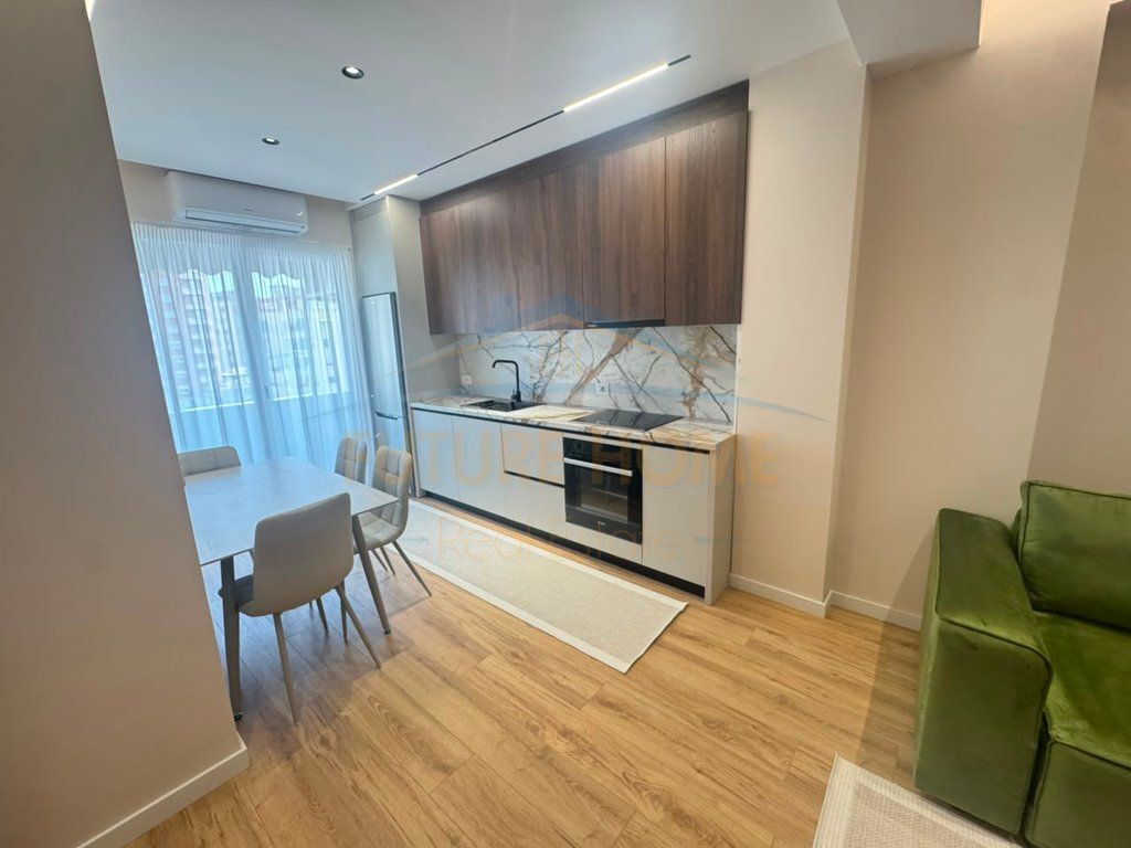 For sale, Apartment 1+1, Unaza Re
