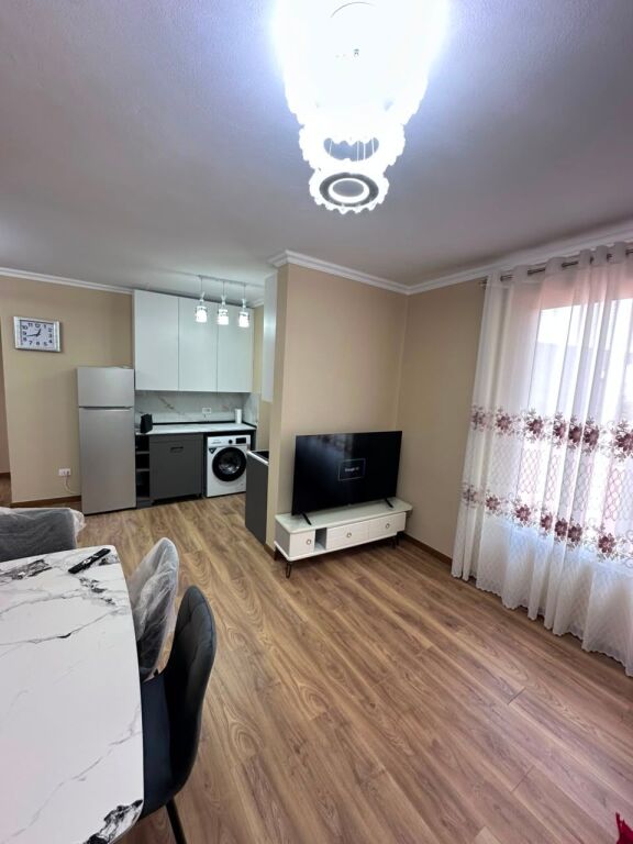 JEPET ME QERA APARTAMENT 2+1 NE ZONEN E VOLLGES, DURRES