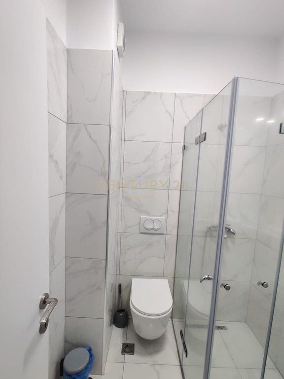 Hipoteka, Apartament 2+1+2 per Qira !