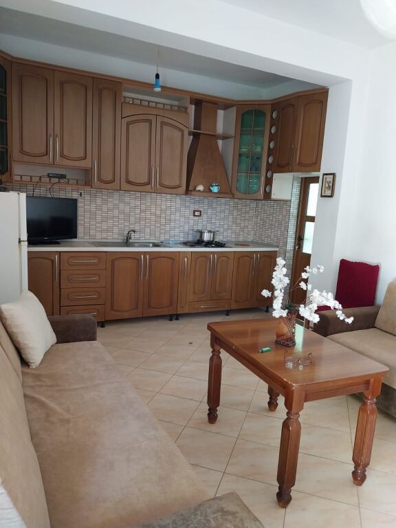 🏠 Garsoniere me qira afatgjatë në KSHA, Vlorë