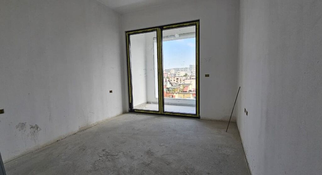 📌 APARTAMENT 2+1 NË SHITJE – SQUARE 21