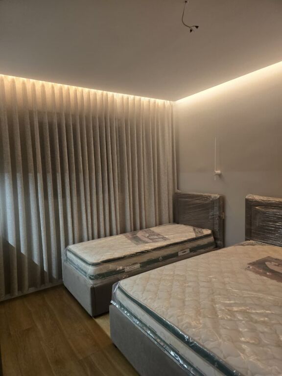 Jepet me qira garsoniere në Rrugën Hoxha Tasim